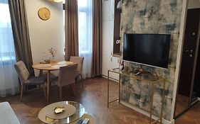 Apartments Częstochowa - Słoneczna Kamienica - Prywatny Parking free! Klimatyzacja ! - Klimatyzacja !